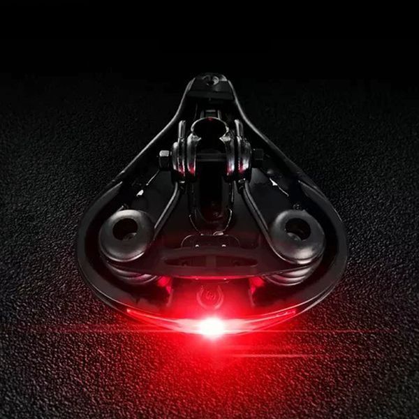 Седло велосипедное с мигалкой ROCKBROS AQ-1001 Черный RB-AQ-1001-6647 фото